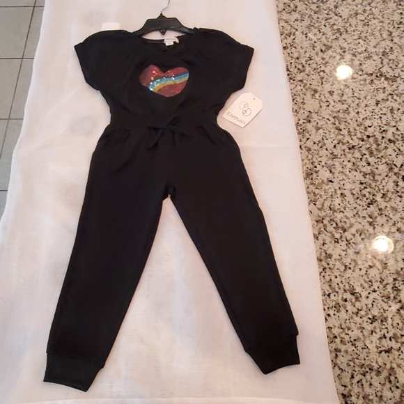 Flapdoodles Other - NWT FLAPDOODLES 2t sequin heart jumpsuit